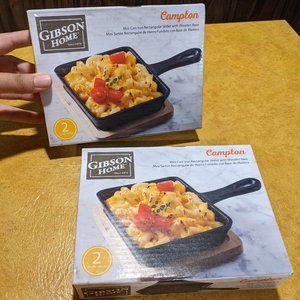 NIB Set of 2 Cast Iron Mini Skillets W/Wood Bases